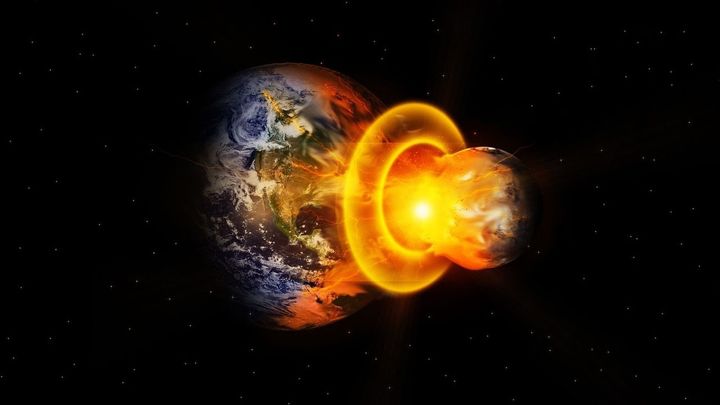 Астероид лети на земята