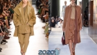 Abrigos beige de moda 2019-2020