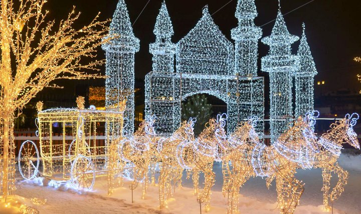 Decorações de ano novo nas ruas de Kazan