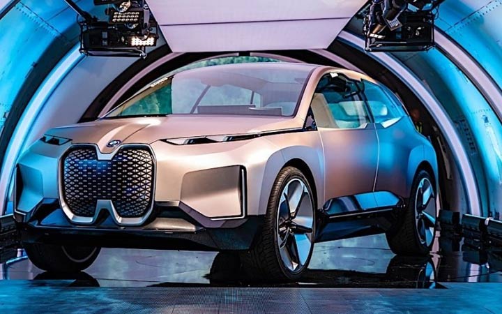 „Eletrocross“ BMW iNEXT 2020