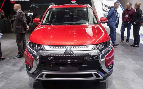 Ra mắt mẫu xe mới Mitsubishi Outlander 2019-2020