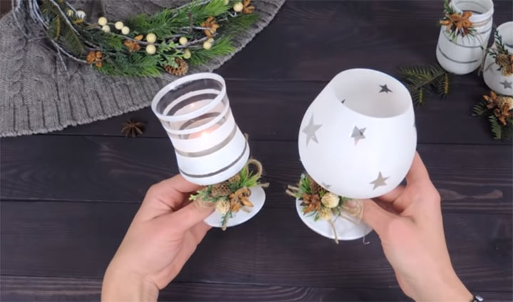 The original decor of Christmas glasses with your own hands