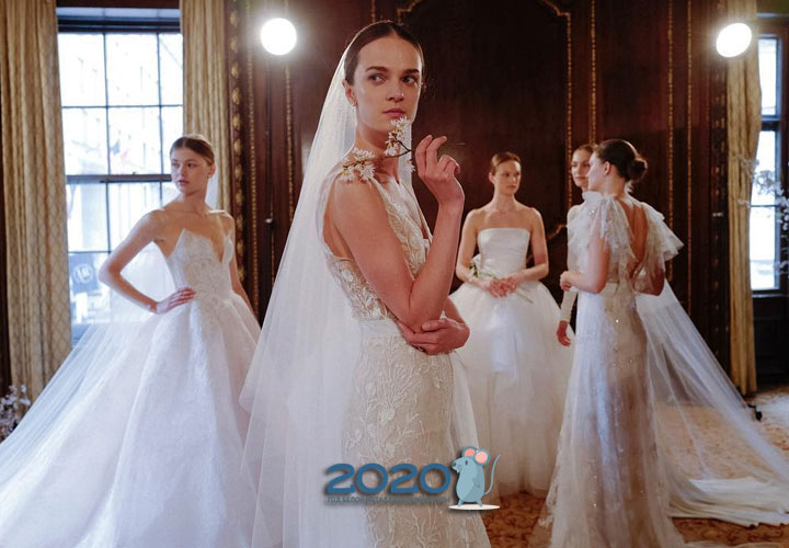 Madingos vestuvinės suknelės 2020 m