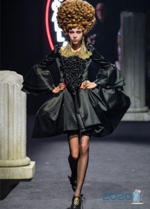 Moschino kjole vinter 2019-2020