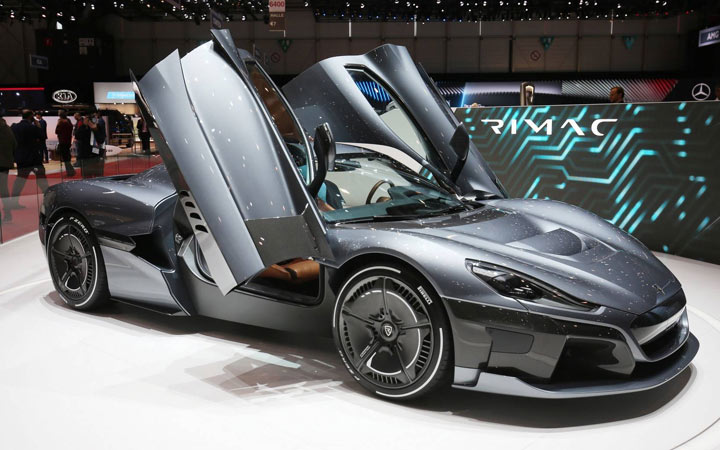 Elektrický supersportovní automobil Rimac C-Two 2019-2020