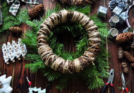 Instructions for the manufacture of New Year's wreath