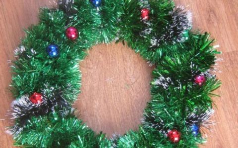 Christmas wreath 2020 step 6