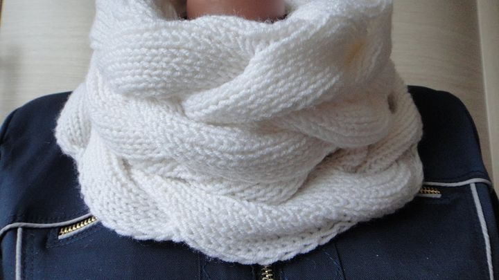 Sjaal met een patroon van vlechten