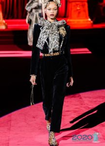 Bufanda de leopardo de moda Dolce Gabbanna otoño-invierno 2019-2020