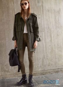 Jean brun à la mode automne-hiver 2019-2020