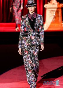 Blomstertryk i Dolce & Gabbana efterår-vinter 2019-2020 kollektion