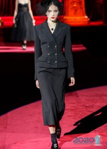 Naisten puku Dolce & Gabbana syksy-talvi 2019-2020