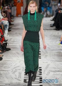 Grøn strikket kjole efterår-vinter 2019-2020