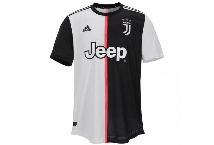 Domácí formulář Juventus 2019-2020