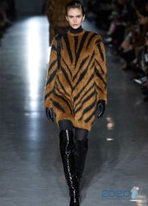 Tygří šaty Max Mara zima 2019-2020