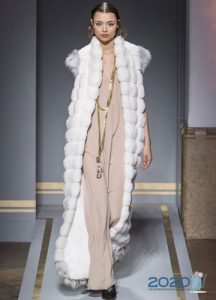 Gilet di pelliccia alla moda autunno-inverno 2019-2020