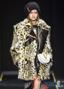 Leopard coat autumn-winter 2019-2020