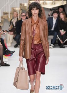 Total leather bow fall-winter 2019-2020