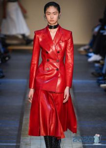 Red leather suit fall-winter 2019-2020
