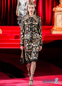 A harisnya divat trendei 2019-2020 téli dizájnnal készülnek