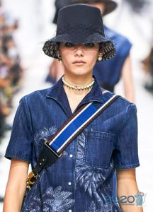 Hat dari Dior jatuh musim sejuk 2019-2020