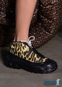Leopardí tisk - módní obuv do roku 2020