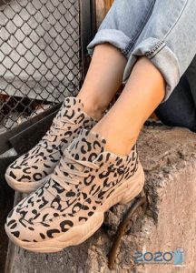 Leopard sneakers hösten-vintern 2019-2020