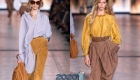 Moda asimetrisi - 2020 baharı için bluzlar