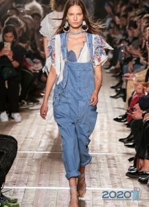Macacão jeans elegante para as mulheres primavera-verão 2020