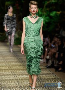 fashionable dress with fringe spring-summer 2020