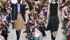 Trendig veckad kjol för våren-sommaren 2020
