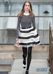 Chanel vår / sommar 2020-lager kjol